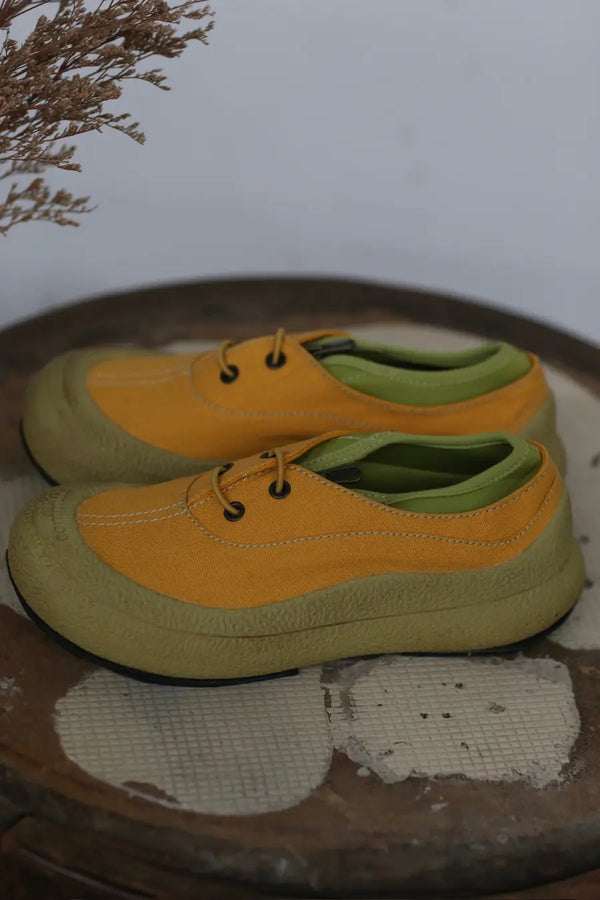 communs round toe platform shoes mustard green PC100